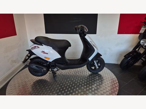 Piaggio Zip 50 Moped 50 4T