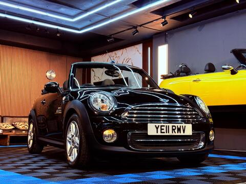 MINI Convertible Convertible 1.6 Cooper Euro 5 (s/s) 2dr