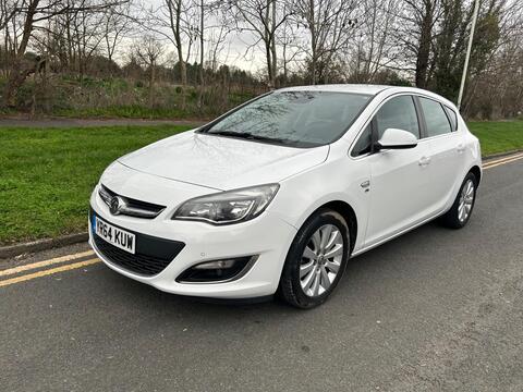Vauxhall Astra Hatchback 2.0 CDTi ecoFLEX Elite Euro 5 (s/s) 5dr