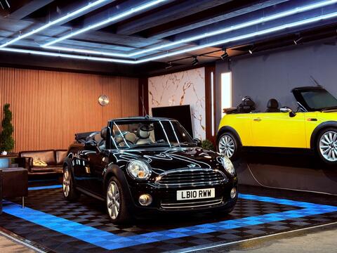 MINI Convertible Convertible 1.6 Cooper Steptronic Euro 5 2dr