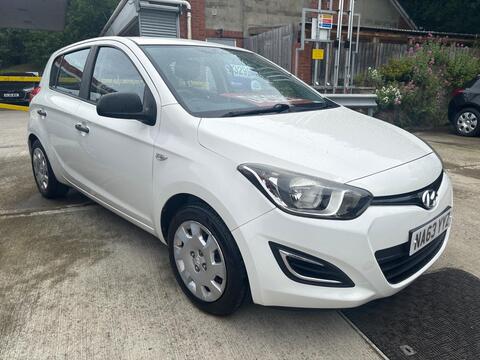 Hyundai i20 Hatchback 1.1 CRDi Classic Euro 5 5dr