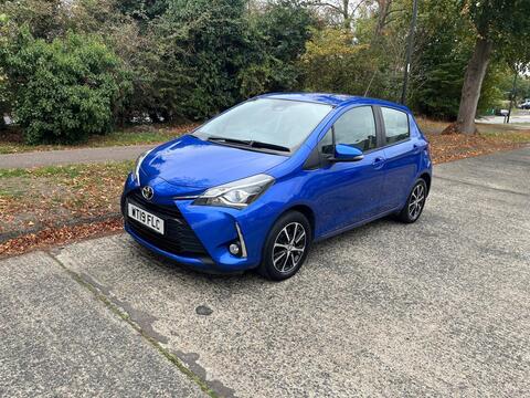 Toyota Yaris Hatchback 1.5 VVT-i Icon Tech Euro 6 5dr