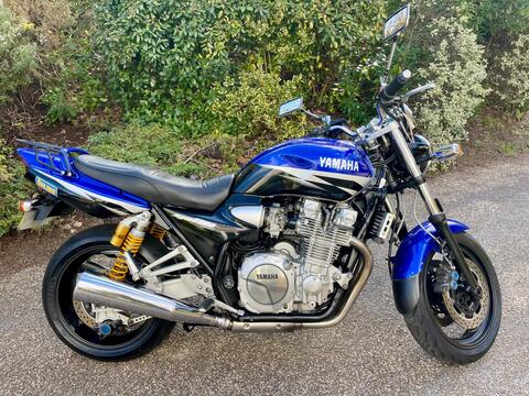 Yamaha XJR1300 Naked 105 HP
