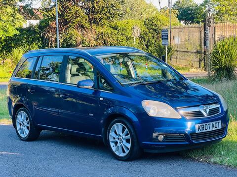 Vauxhall Zafira MPV 2.2 16V Design Auto Euro 4 5dr