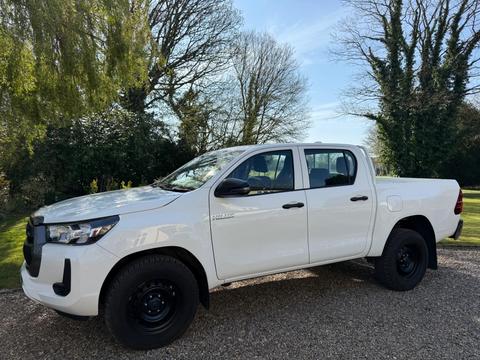 Toyota Hilux Pickup 2.4 D-4D Active 4WD Euro 6 (s/s) 4dr
