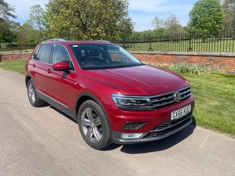 Volkswagen Tiguan SUV 2.0 TDI BlueMotion Tech SEL 4Motion Euro 6 (s/s) 5dr