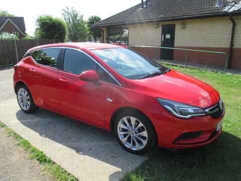 Vauxhall Astra Hatchback 1.4i Design Euro 6 5dr