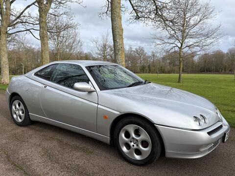 Alfa Romeo GTV Coupe 2.0 T.Spark 16V Turismo 2dr
