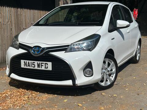 Toyota Yaris Hatchback 1.5 VVT-h Excel E-CVT Euro 6 5dr (15in Alloy)