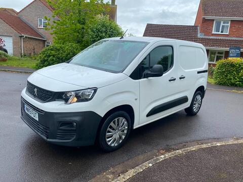 Peugeot Partner Panel Van 1.6 BlueHDi 1000 Professional Standard Panel Van SWB Euro 6 (s/s) 5dr