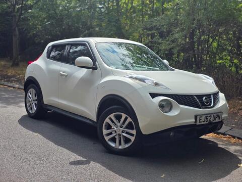 Nissan Juke SUV 1.6 Tekna Euro 5 (s/s) 5dr