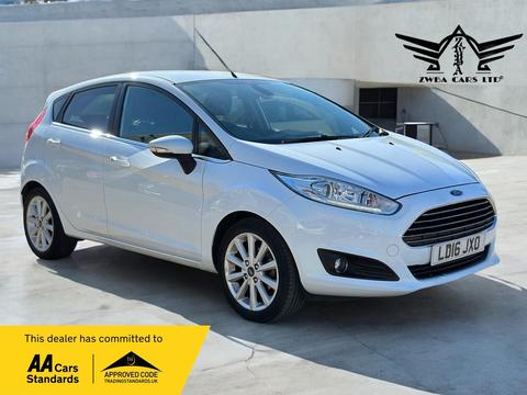 Ford Fiesta Hatchback 1.0T EcoBoost Titanium Euro 6 (s/s) 5dr