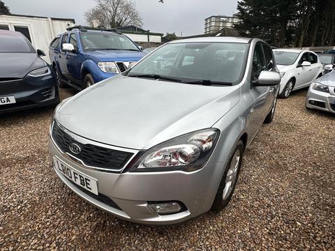 Kia Ceed Hatchback 1.6 2 Euro 4 5dr