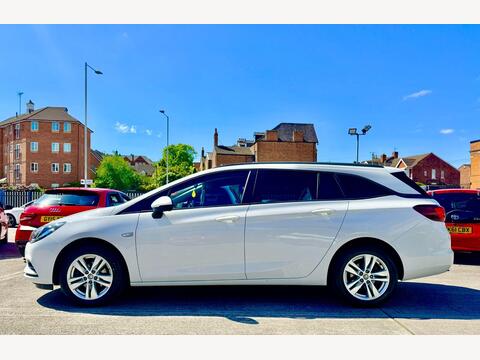Vauxhall Astra Estate 1.4i Tech Line Nav Sports Tourer Euro 6 5dr