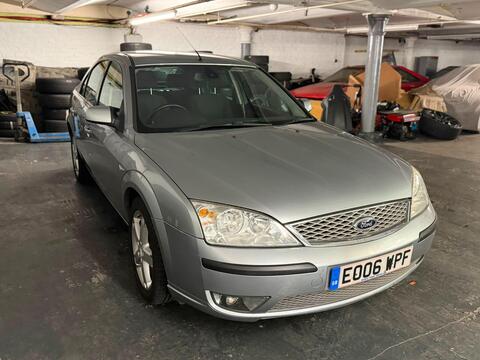 Ford Mondeo Hatchback 2.0 LX 5dr