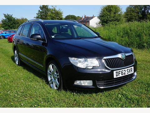 Skoda Superb Estate 2.0 TDI Elegance Euro 5 5dr