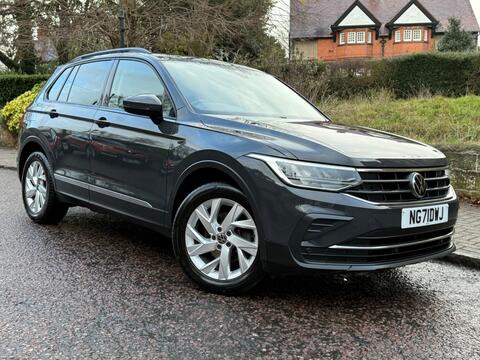 Volkswagen Tiguan SUV 1.5 TSI Life DSG Euro 6 (s/s) 5dr