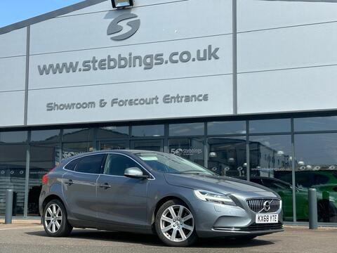 VolvoV40