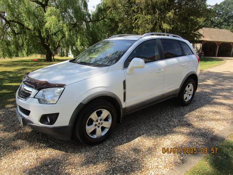 Vauxhall Antara SUV 2.2 CDTi Exclusiv 2WD Euro 5 (s/s) 5dr