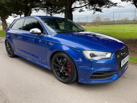 Audi S3 Hatchback 2.0 TFSI S Tronic quattro Euro 6 (s/s) 3dr (Nav)