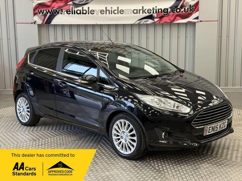 Ford Fiesta Hatchback 1.0T EcoBoost Titanium Euro 5 (s/s) 5dr