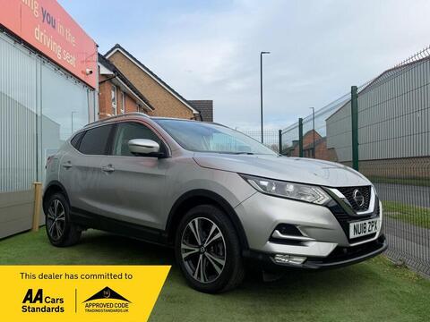 Nissan Qashqai SUV 1.2 DIG-T N-Connecta Euro 6 (s/s) 5dr