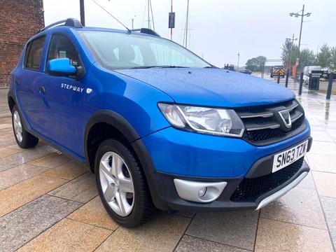 Dacia Sandero Stepway Hatchback 0.9 TCe Laureate Euro 5 5dr