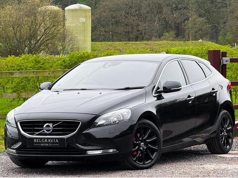 Volvo V40 Hatchback 1.6 D2 SE Nav Euro 5 (s/s) 5dr