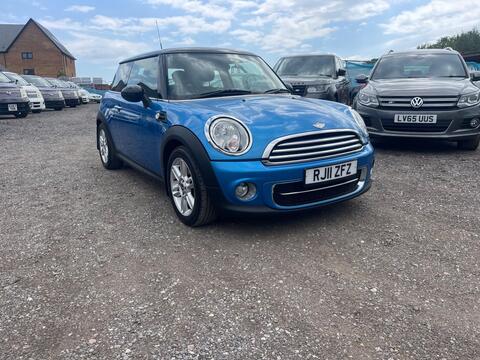 MINI Hatch Hatchback 1.6 Cooper D Pimlico Euro 5 (s/s) 3dr