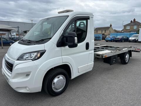 Peugeot Unlisted Vehicle Transporter BLUEHDI 335 B/B