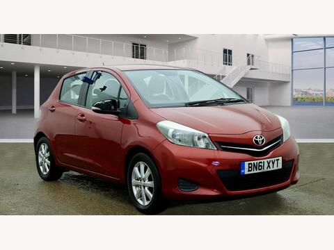 Toyota Yaris Hatchback 1.33 Dual VVT-i TR Euro 5 5dr