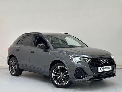 AudiQ3