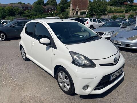 Toyota AYGO Hatchback 1.0 VVT-i Fire Euro 5 5dr