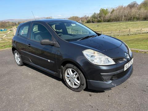Renault Clio Hatchback 1.2 16v Extreme 3dr