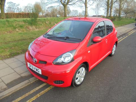 Toyota AYGO Hatchback 1.0 VVT-i Go Euro 5 5dr