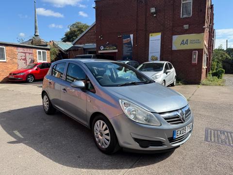 Vauxhall Corsa Hatchback 1.4i 16v Club 5dr