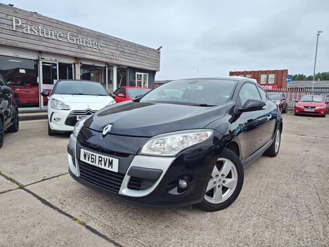 Renault Megane Coupe 1.6 16V Dynamique TomTom Euro 5 3dr