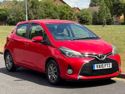 Toyota Yaris Hatchback 1.33 Dual VVT-i Icon Euro 5 5dr Euro 5