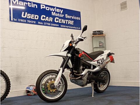 Husqvarna SM Super Moto 630 S