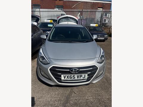 Hyundai i30 Hatchback 1.6 CRDi Blue Drive Premium Euro 6 (s/s) 5dr