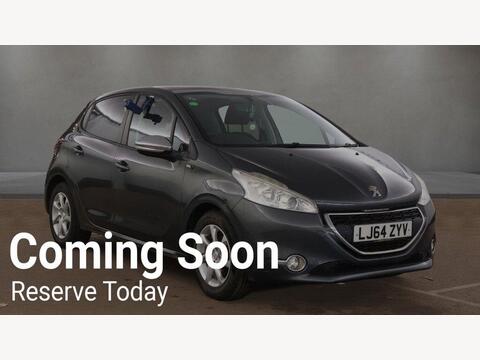 Peugeot 208 Hatchback 1.2 VTi PureTech Style Euro 5 5dr