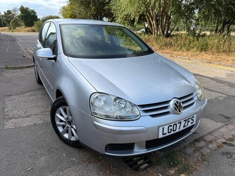 Volkswagen Golf Hatchback 1.6 FSI Match 5dr