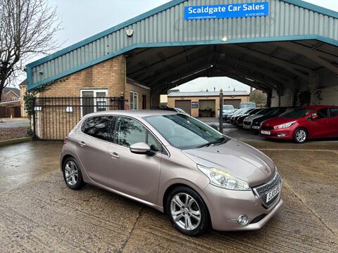 Peugeot 208 Hatchback 1.6 VTi Allure Euro 5 5dr