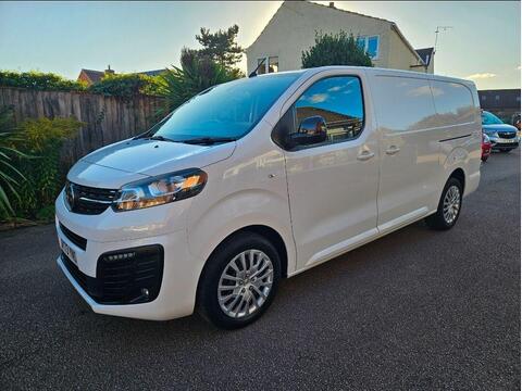 Vauxhall Vivaro Panel Van 1.5 Turbo D 2900 Pro L2 H1 Euro 6 (s/s) 6dr