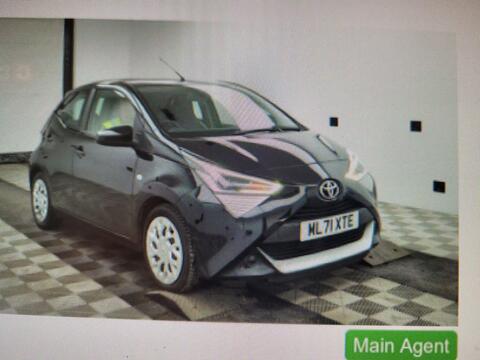 Toyota AYGO Hatchback 1.0 VVT-i x-play Euro 6 (s/s) 5dr