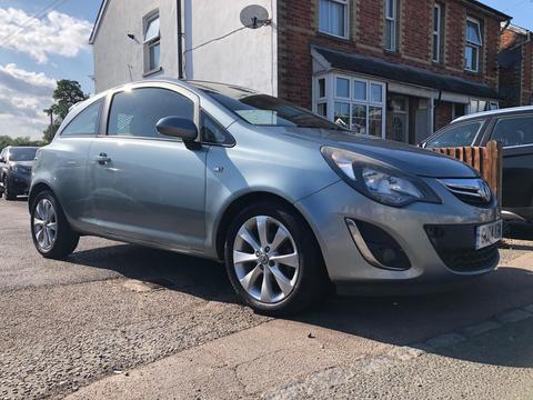 Vauxhall Corsa Hatchback 1.4 16V Excite Euro 5 3dr (A/C)
