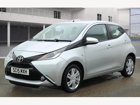 Toyota AYGO Hatchback 1.0 VVT-i x-pression x-wave Euro 5 5dr Euro 5
