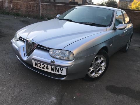 Alfa Romeo 156 Saloon 2.5 V6 24V Q-System 4dr