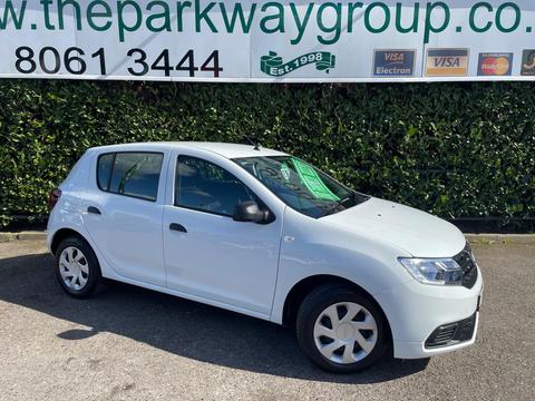 Dacia Sandero Hatchback 1.0 SCe Essential Euro 6 5dr