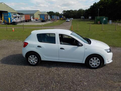 Dacia Sandero Hatchback 1.2 Ambiance Euro 5 5dr